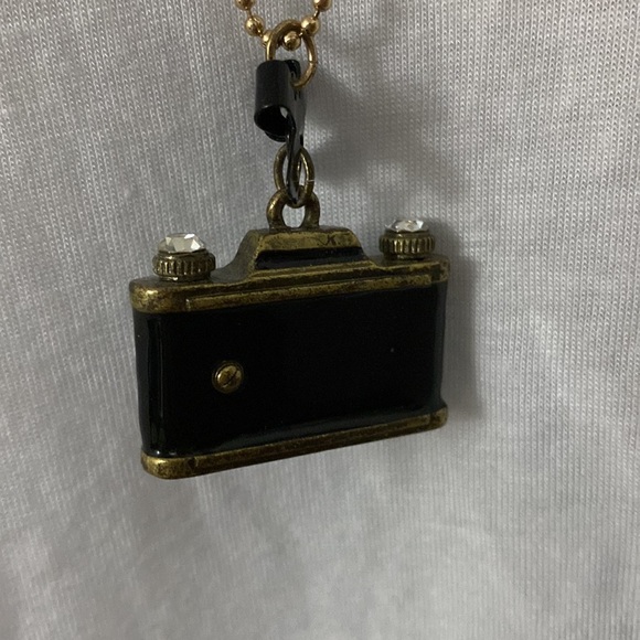 Betsey Johnson Camera Pendant Necklace - Picture 4 of 8